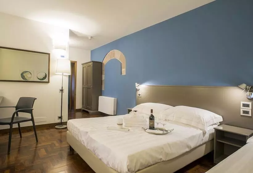 ホテル Locanda Giustini