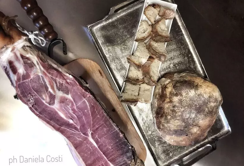 ホテル Locanda Giustini