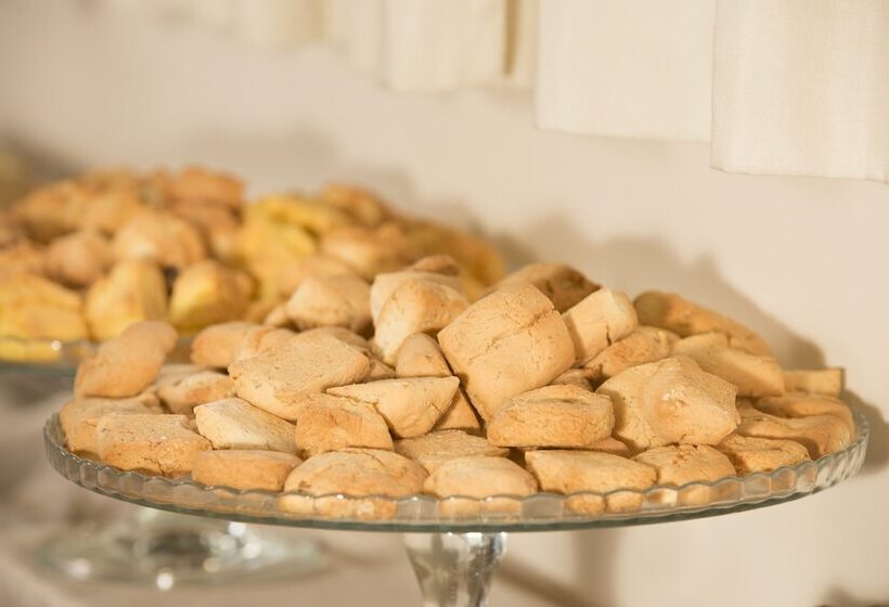 Отель Locanda Giustini