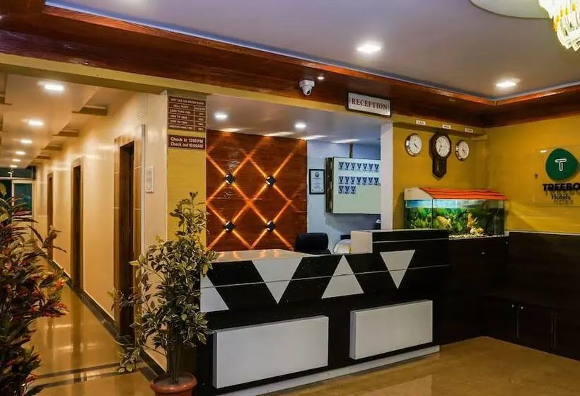 Hotelli Treebo Hillway Inn Main Market