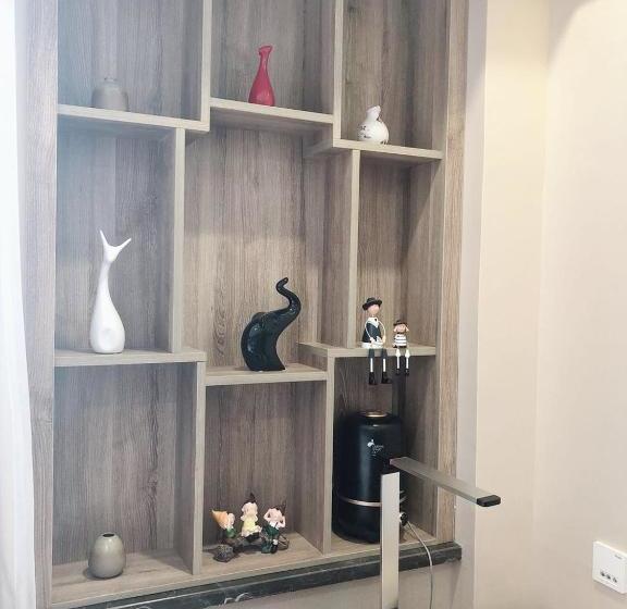 בית מלון כפרי Jinjiang Metropolo  Nanjing Jiangjun Dadao Hehai University Branch