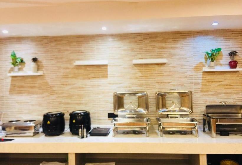 בית מלון כפרי Jinjiang Metropolo  Nanjing Jiangjun Dadao Hehai University Branch