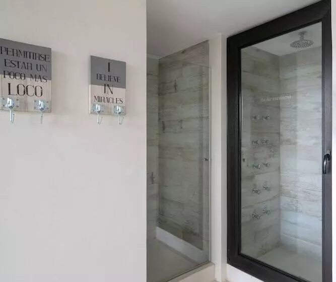 T Design Hotel Boutique