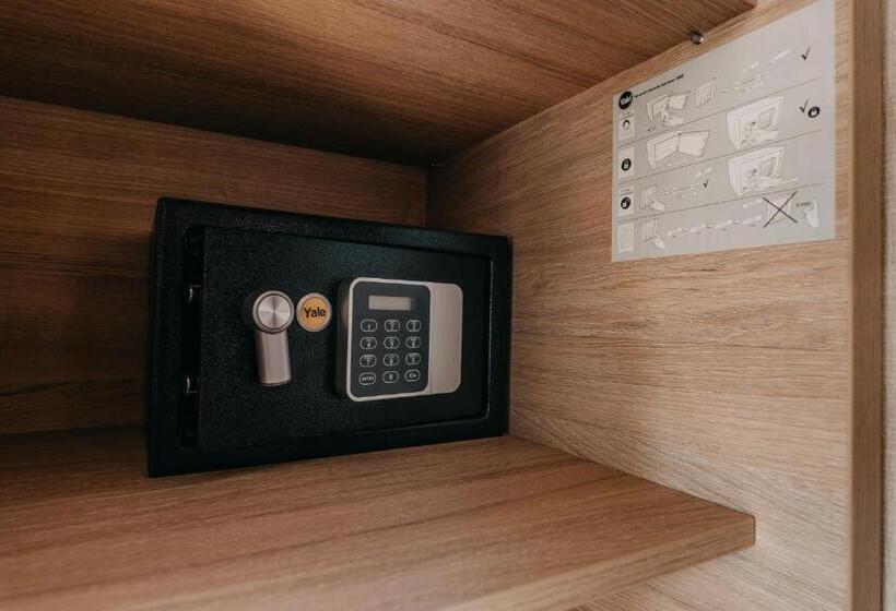 مبيت وإفطار Aquapark Design Rooms