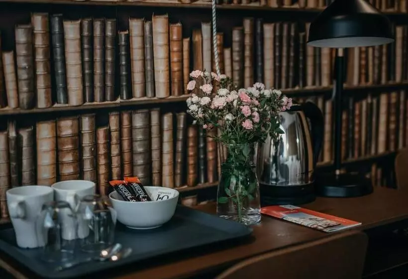 تختخواب و صبحانه Aquapark Design Rooms