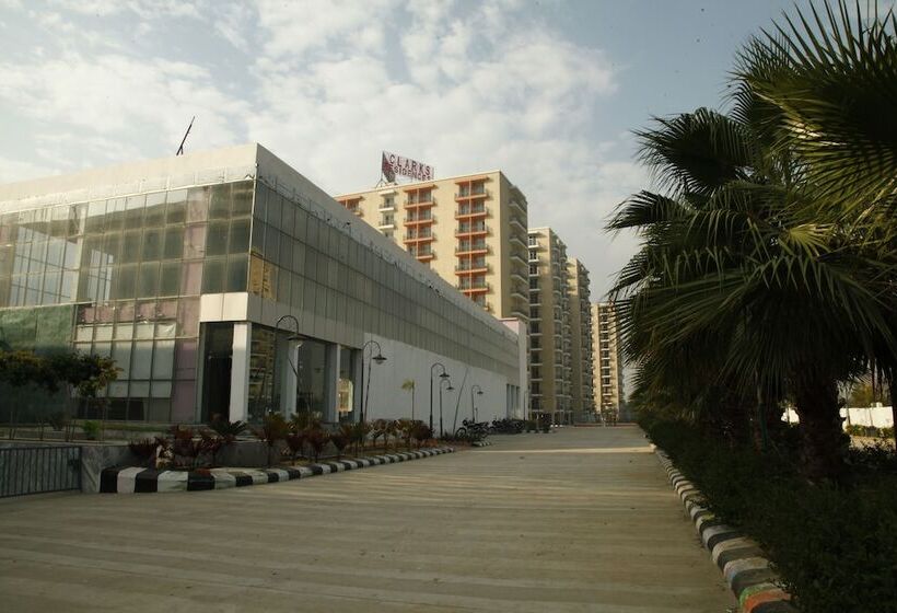 Hotel Clarks Residences Vrindavan