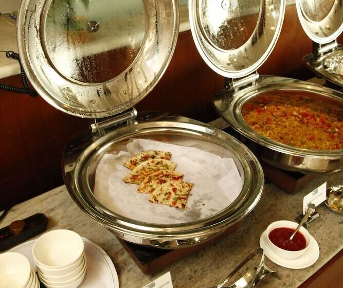 Hotel Clarks Residences Vrindavan