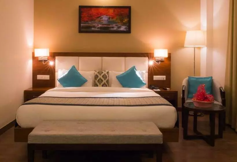 ホテル Clarks Residences Vrindavan