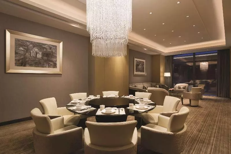 هتل Hyatt Place Shanghai Hongqiao Cbd