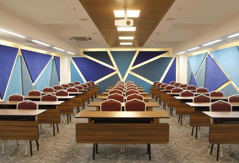 Hotel Ramada By Wyndham Diyarbakir