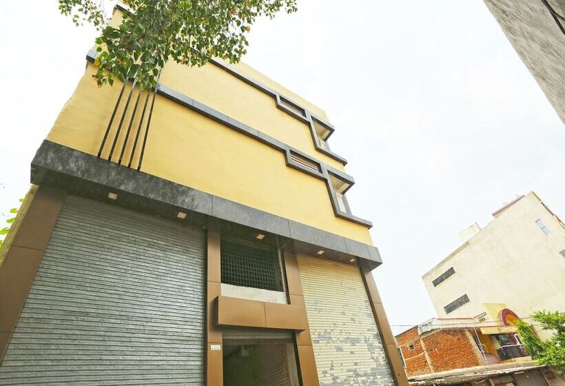 Oyo 16472 Hotel Shree Balram International