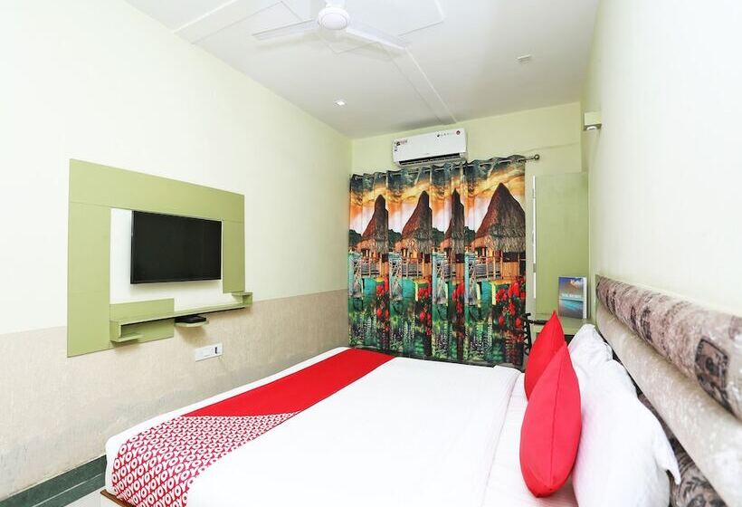 Oyo 16472 Hotel Shree Balram International