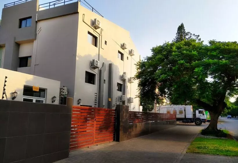 پانسیون Stay Inn Guest House