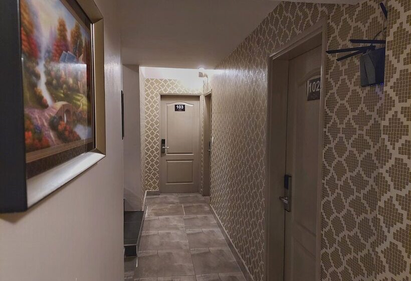 پانسیون Stay Inn Guest House