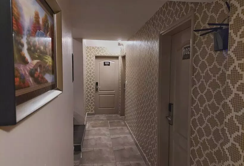 پانسیون Stay Inn Guest House