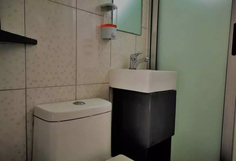 پانسیون Stay Inn Guest House