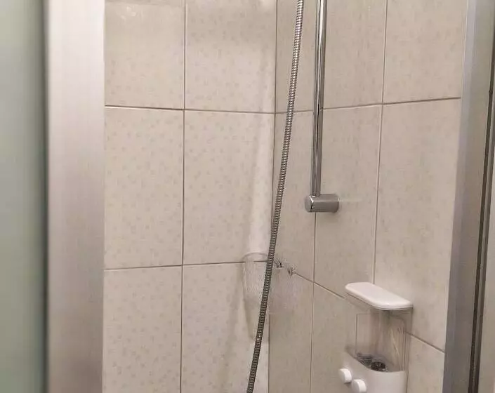 پانسیون Stay Inn Guest House