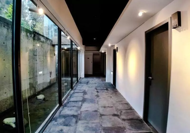 هاستل Dayspring Inn