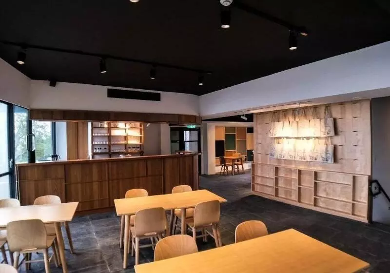 هاستل Dayspring Inn