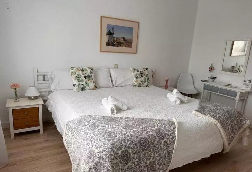 Hotel Consuegra