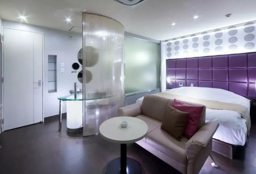 Hotelli Glow Yokkaichi