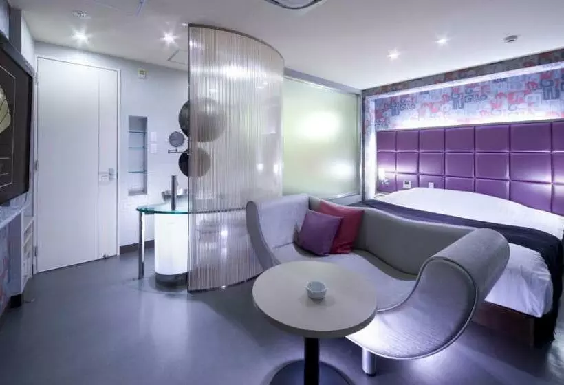 Hotelli Glow Yokkaichi
