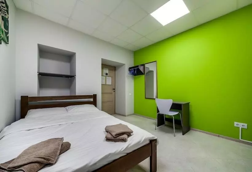 Ostriv Hostel