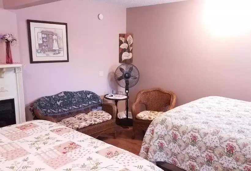 Ozark Country Inn Bed & Breakfast