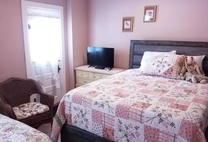 Ozark Country Inn Bed & Breakfast