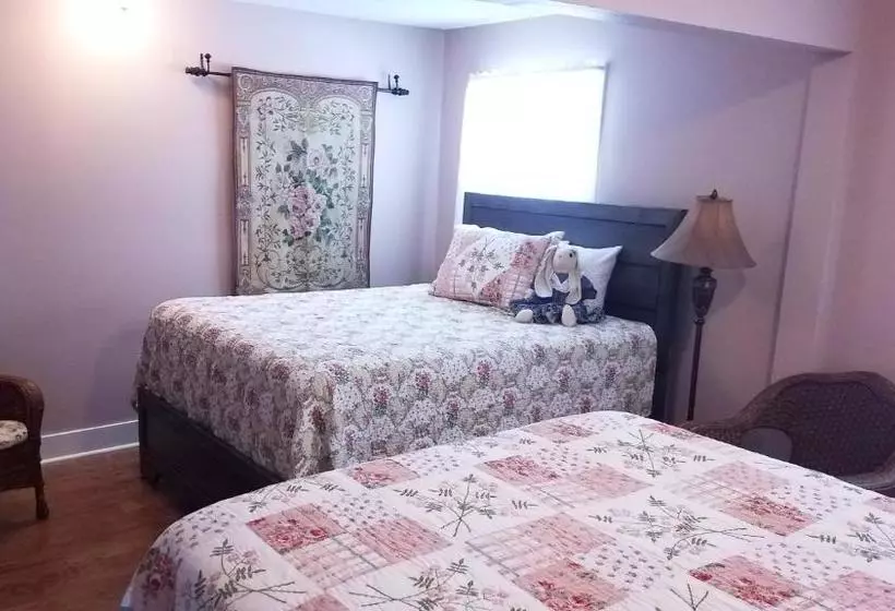 Ozark Country Inn Bed & Breakfast