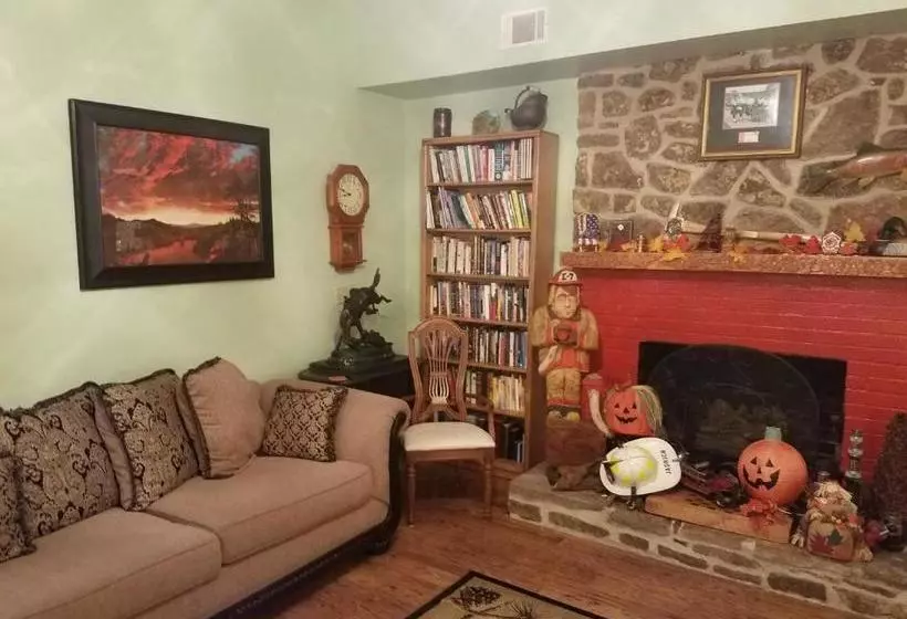 Ozark Country Inn Bed & Breakfast