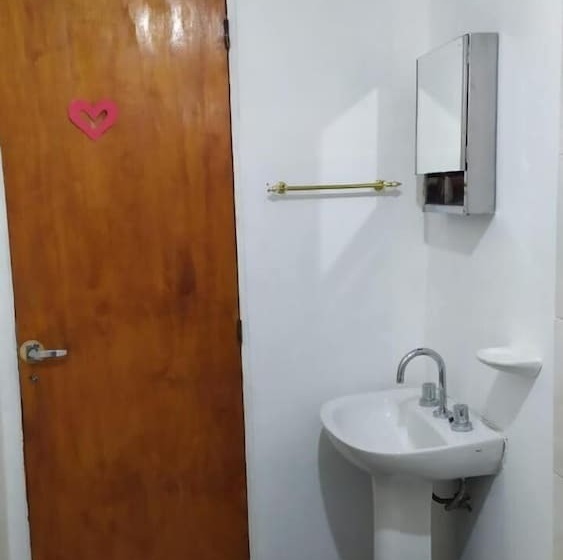 پانسیون Casona Poeta Airport