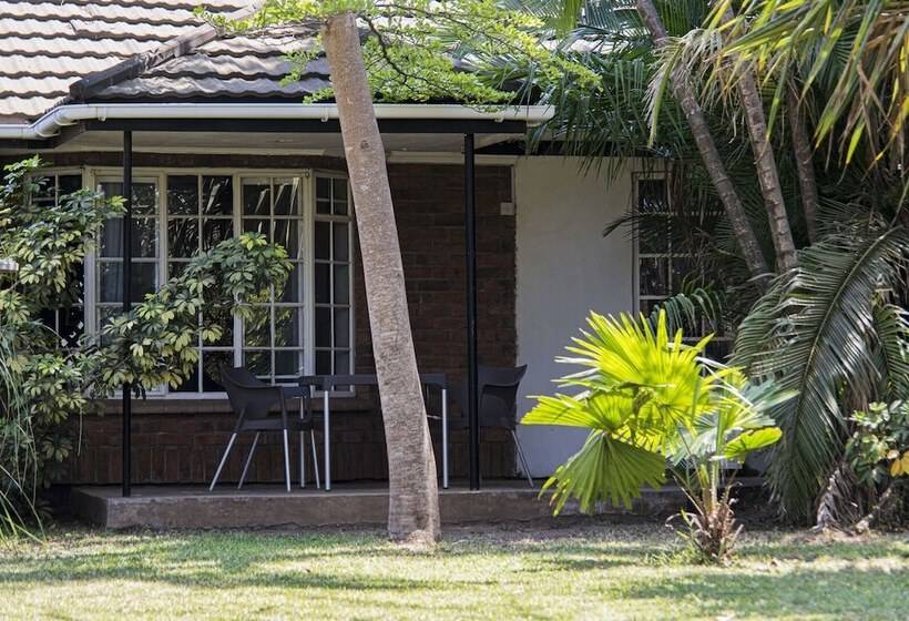 تختخواب و صبحانه The Leslie Executive