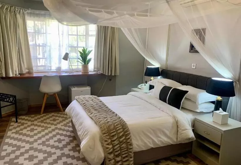 تختخواب و صبحانه The Leslie Executive