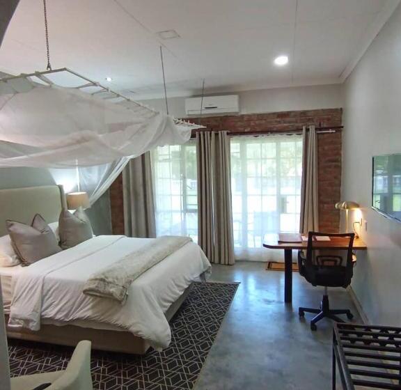 تختخواب و صبحانه The Leslie Executive