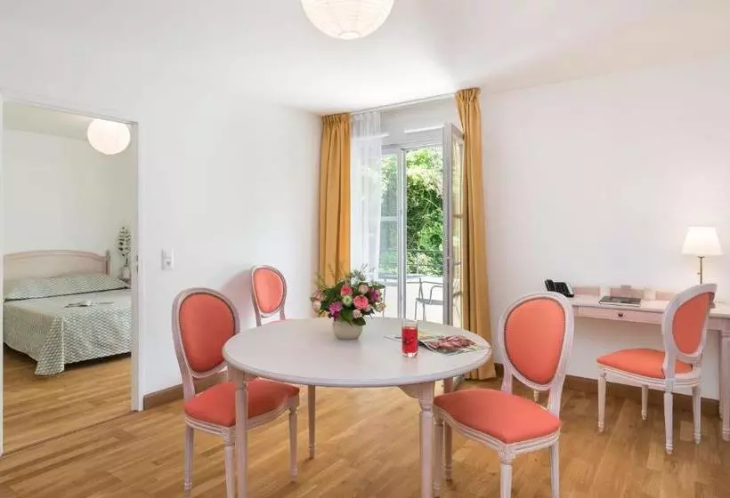 هتل Médicis Home Paray Le Monial