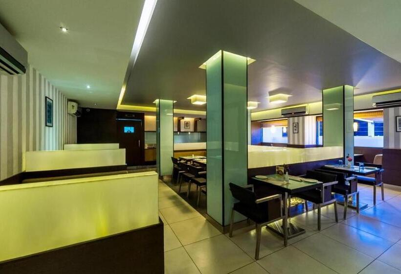 Hotel Merlin International