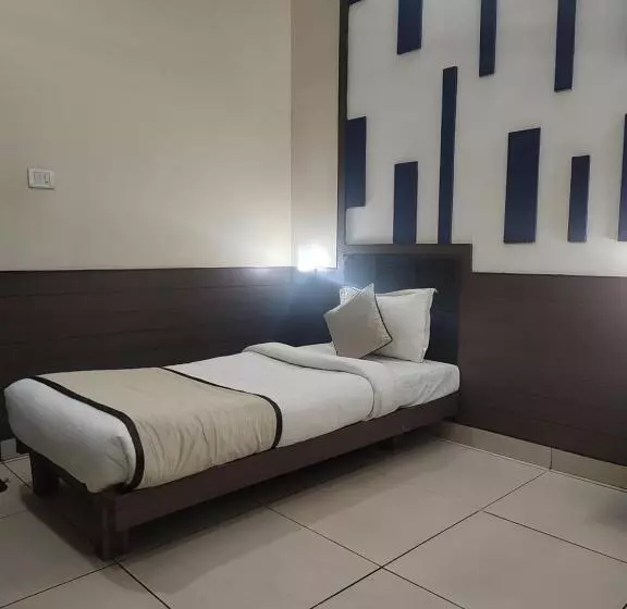 Hotelli Merlin International