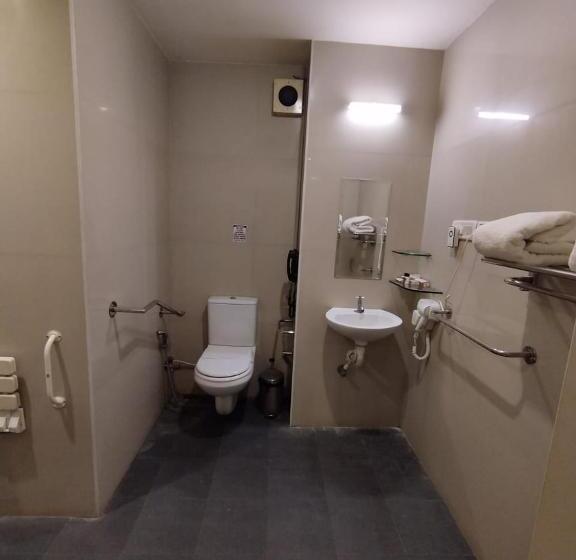 Hotel Merlin International