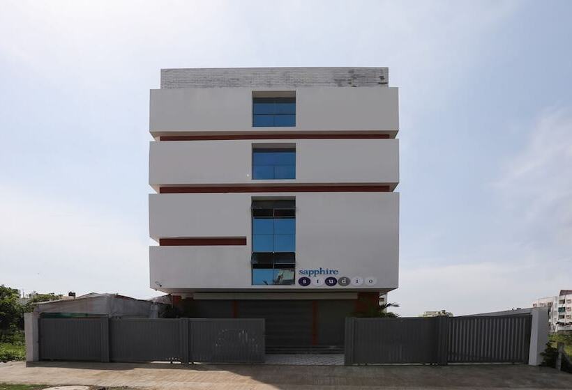 בית מלון כפרי Treebo Sapphire Studio