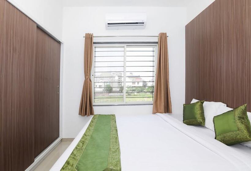 בית מלון כפרי Treebo Sapphire Studio