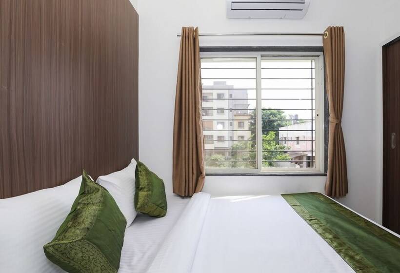 בית מלון כפרי Treebo Sapphire Studio