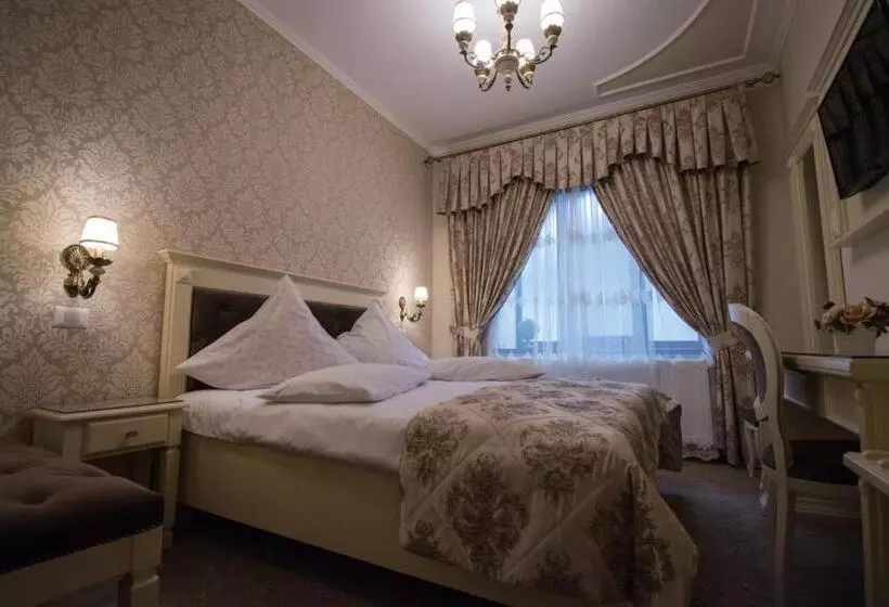 ペンション Vila Turistica Tosca Regal
