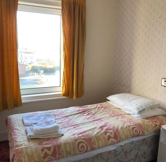 בית מלון כפרי Chatsworth Great Yarmouth