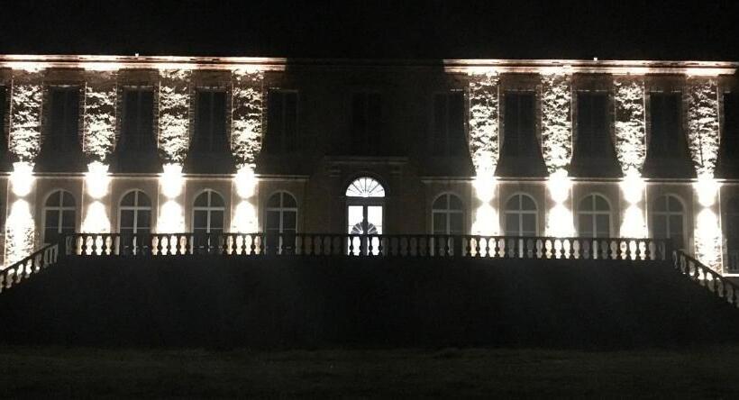 酒店 Château De Tauzies, The Originals Relais