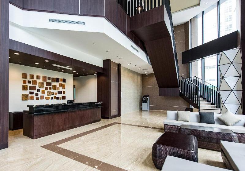 هتل Roygent Parks Hanoi