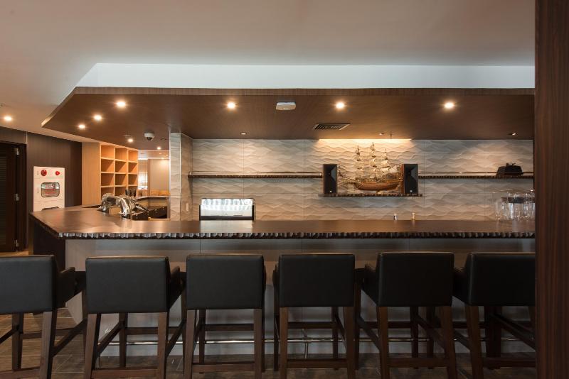 هتل Roygent Parks Hanoi