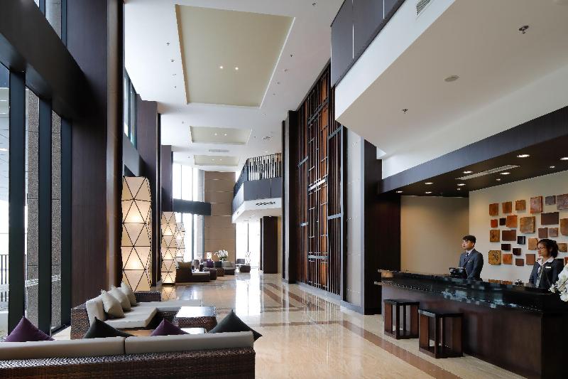 هتل Roygent Parks Hanoi