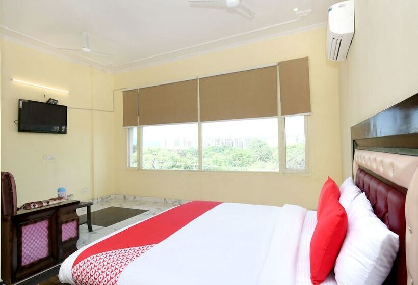 Oyo 16695 Hotel Sun View