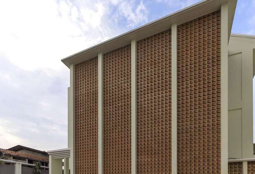 بنسيون Reddoorz Premium Near Ragunan Zoo 2